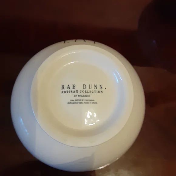 Rae Dunn Cereal Bowl “EAT” NWOT - Picture 3 of 3